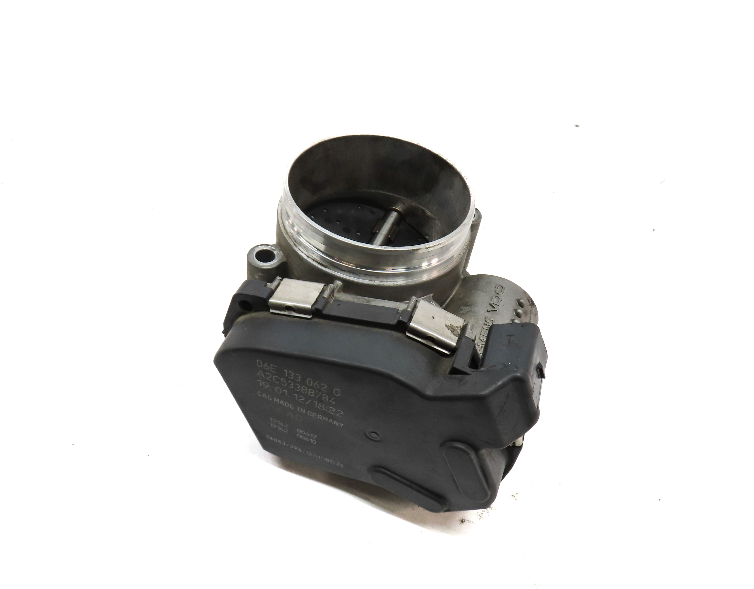 09-17 AUDI A4 A5 S5 S6 S7 S8 Q5 SQ5 (B8 8K 8T 8R C7) 3.0L / 3.2L - THROTTLE BODY — exact item pictured